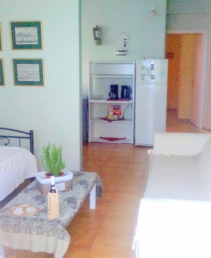 Estia Holiday Apartment & Studio Вати Экстерьер фото